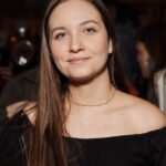 Попова Елена